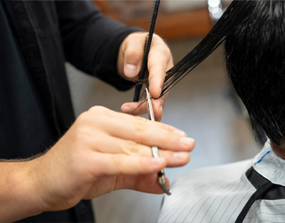 Apakah Faktor Yang Perlu Dipertimbangkan Semasa Memilih Gunting Rambut?